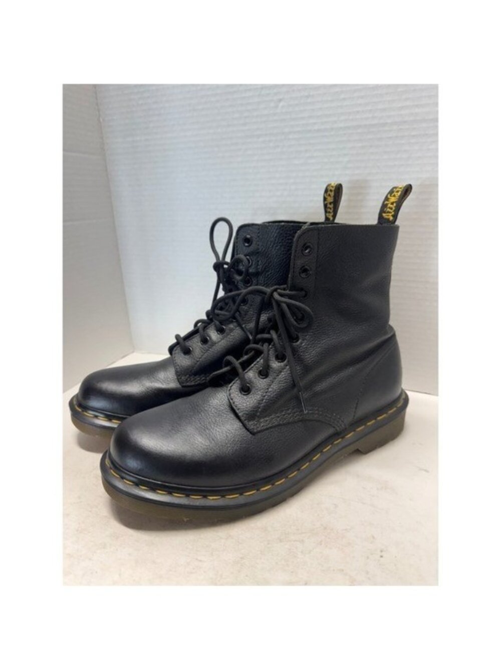 Dr. Martens 1460 Pascal Virginia Leather 8 Eye Lace Up Black Women Size 10 Boots